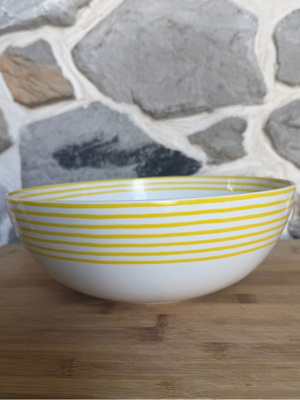 NWT Kate Spade for Lenox “with a twist” yellow striped serving bowl 10”